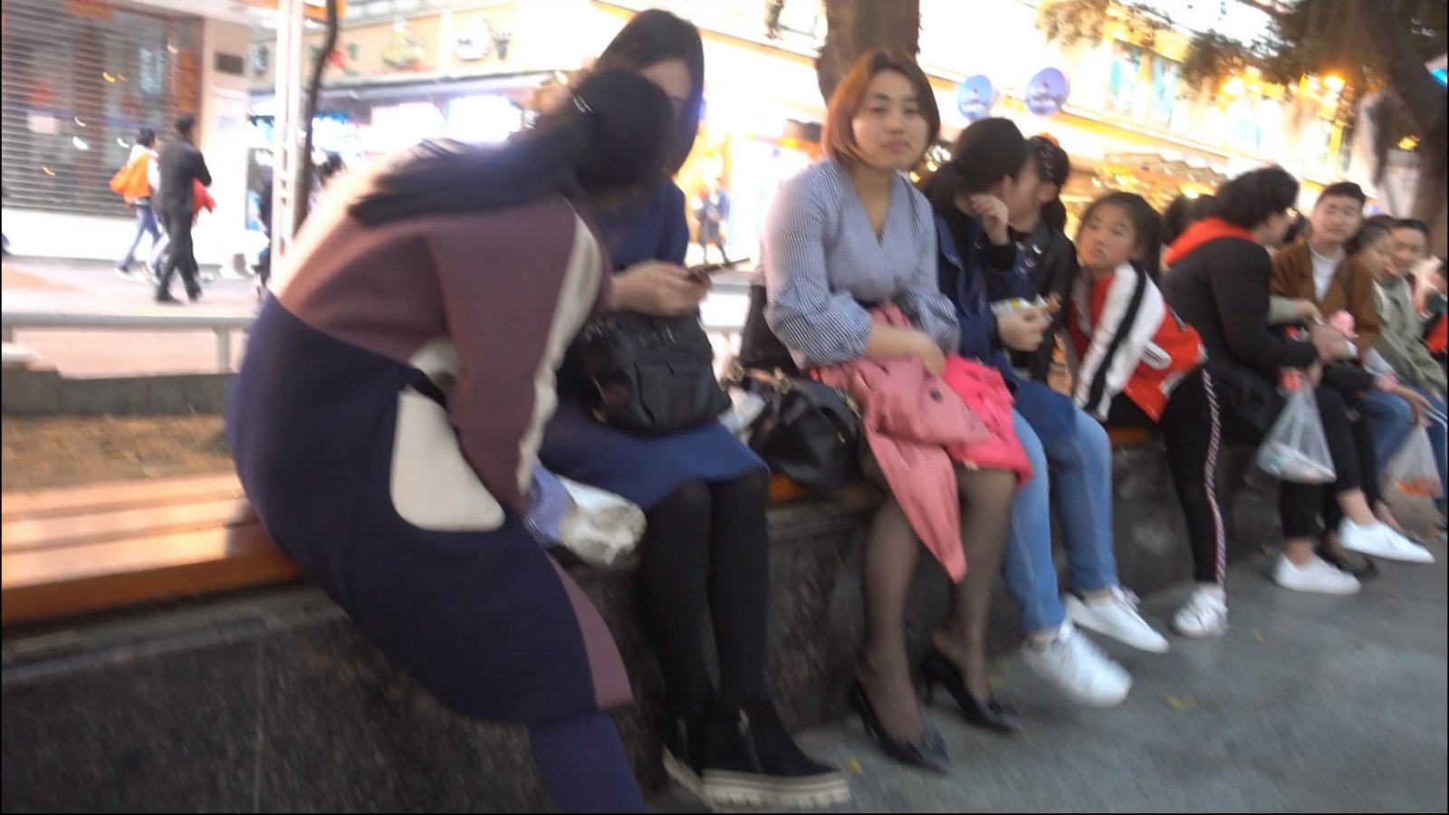 streetsnapshoep[00 00 50][20181210 221737 6]